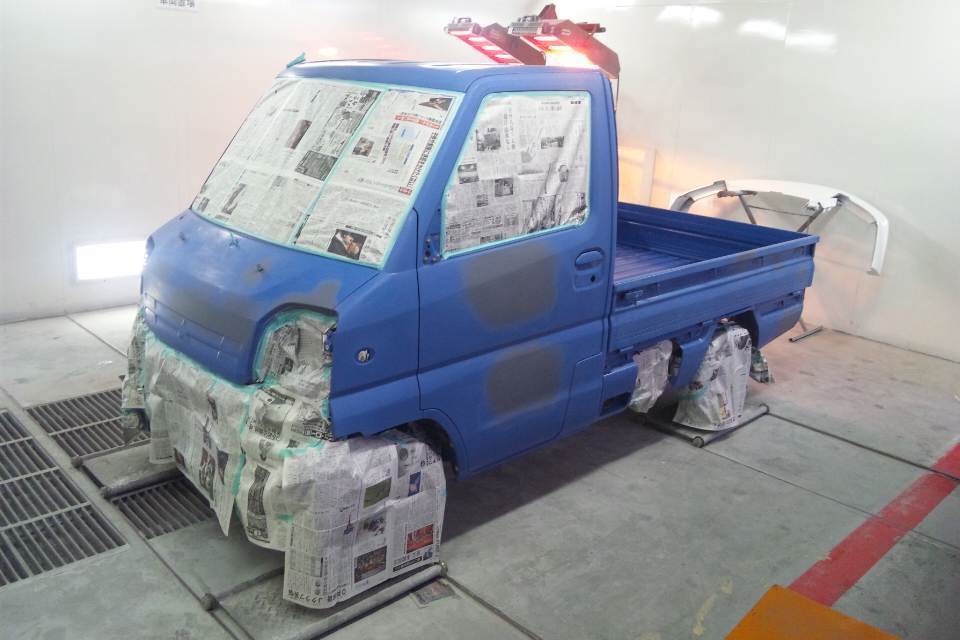 軽自動車の全塗装 大阪で事故修理 板金塗装は守口塗装