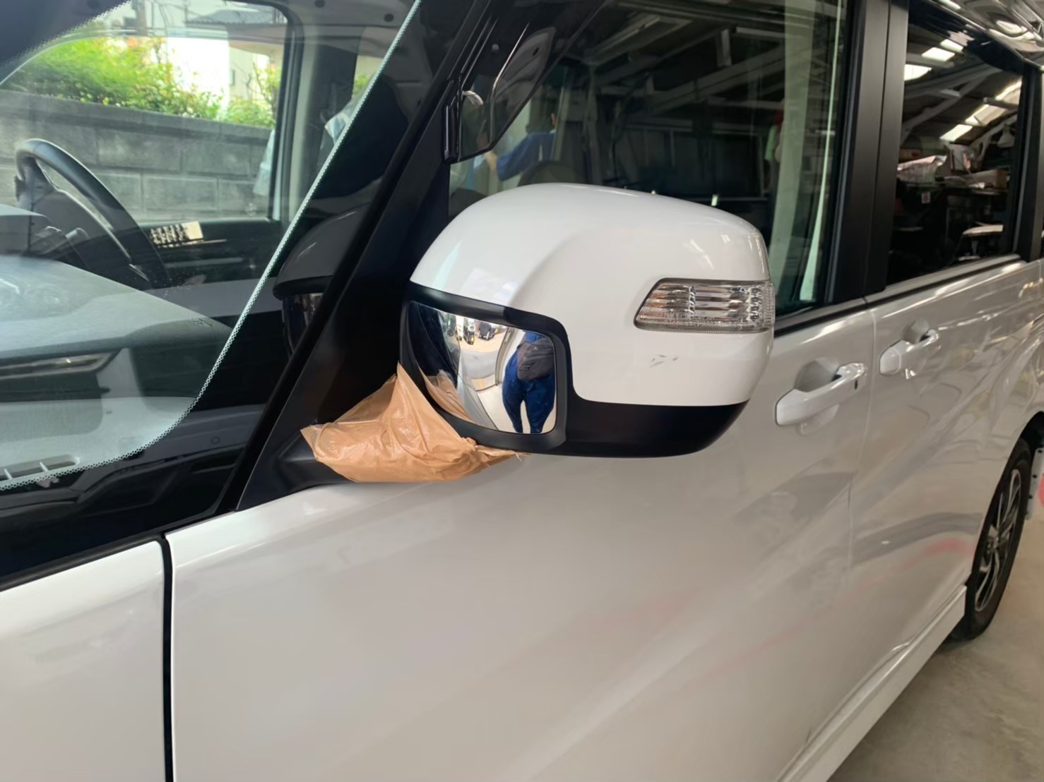 ステップワゴンのドアミラー交換 大阪で事故修理 板金塗装は守口塗装
