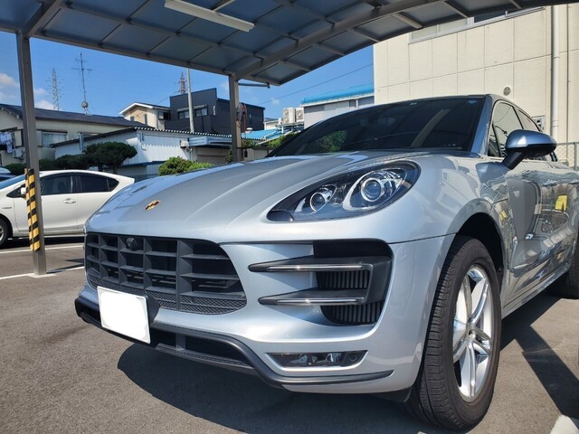 LINE_ALBUM_ポルシェマカン _231208_5 (5).jpg